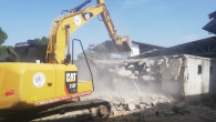 MİLASTA KAÇAK YAPILAR YIKILIYOR