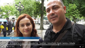 Turgutreis öğretmen ve öğrencileri bayrağımızı Portekizde dalgalandırdı