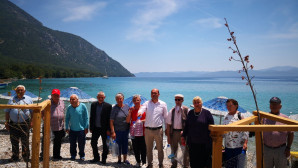 Huzurevi Sakinleri Akbük’te dikilen fidanları suladı