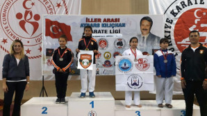 Karate Takımından 9 Madalya