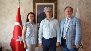 RUS BAŞKONSOLOS’TAN NEZAKET ZİYARETİ