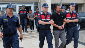 Menteşe’de kaza yapıp yakalanan hırsızlar tutuklandı