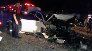 İki otomobil kafa kafaya çarpıştı: 9 yaralı