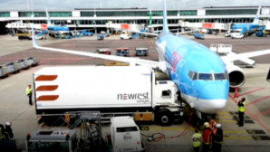 DALAMAN UÇAĞINA KAMYON ÇARPTI..!