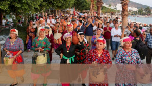 KARAOVA ŞENLİĞİ RENGARENK