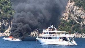 Marmaris’te motoryat yandı