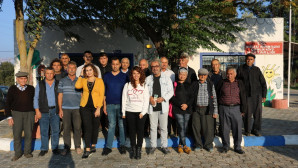 400’E YAKIN ÜRETİCİ ZEYTİN VE SÜTÜN KALİTESİNİ ARTIRMAK İÇİN BİLGİLENDİRİLDİ