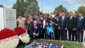 CHP’li Erbay: Milliyetçiliği ve dik duruşu Ecevit’ten öğrendik