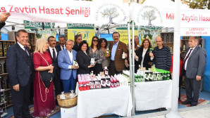 Vali Civelek, Milas 6. Zeytin Hasat Şenliği’ne katıldı