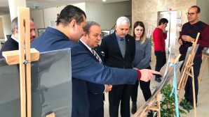 Komşunun küllerinden sergi