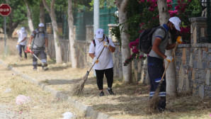 5 GÜNDE 100 BİN METREKARE ALAN TEMİZLENDİ