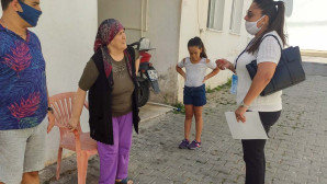 BELEDİYE KAPI KAPI DOLAŞMAYA DEVAM EDİYOR