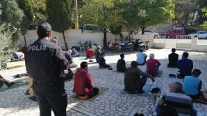 Yatağan Camilerinde  Kurallara Uyuluyor
