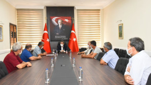 ARI YETİŞTİRİCİLERİ BİRLİĞİNDEN VALİYE ZİYARET