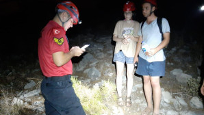 KAYBOLAN TATİLCİLERİ JANDARMA BULDU