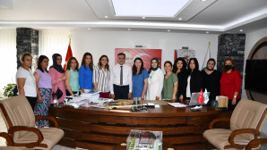 Başkan Toksöz, AK Parti kadın kollarıyla kahvaltıda bir araya geldi