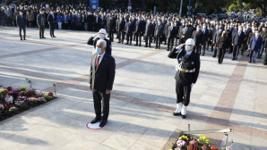 MUĞLA  ATA’SI İÇİN AĞLIYOR