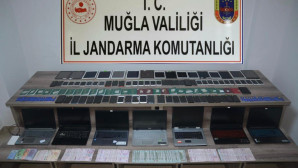 İNSAN TİCARETİ YAPAN ŞEBEKE ÇÖKERTİLDİ