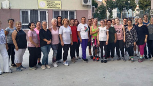 MARMARİS KADINLARI HALK EĞİTİM KURSLARINDA STRES ATIYOR