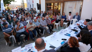 ÇÖMEKÇİ MAHALLESİ’NDE BAŞKAN ARAS’A SICAK KARŞILAMA