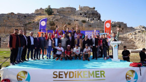 Bisikletçiler Tlos Antik Kentinde Yarıştı