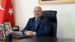 BAŞKAN GÜMÜŞ, “DEMOKRASİNİN TEMEL DEĞERLERİNDEN BİRİ ÖZGÜR BASINDIR”