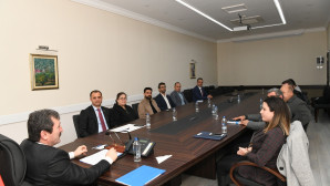 Vali Orhan Tavlı, Planlama, İmar ve Yapılaşma Komisyonu ile bir araya geldi