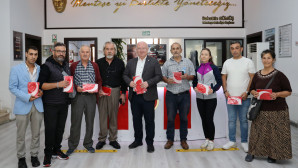 MENTEŞE BELEDİYESİ’NDEN ‘EVLERİ BAYRAKLARLA DONATIYORUZ’ KAMPANYASI