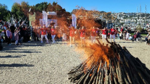 Bodrum’da Nar Tugan ateşi yakıldı, şehitler anıldı.