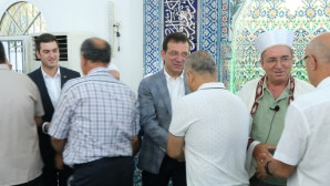 Bayram Tatilin Bodrum’da geçiren Başkan İmamoğlu Cuma namazının Bodrum’da kıldı