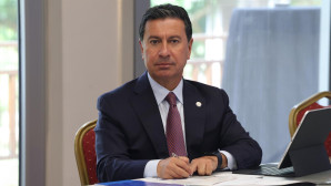 Başkan Aras Dünya Seyahat Fuarı için Londra’da