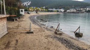 Bakan Bunu Yapansa !  Torba’da Bakan’ın oteli denizin içine kadar tel çekti, tepki geldi