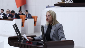 CHP’li Öneş Derici’ den  Liyaket uyarısı “Kurumlar Siyaselleştiğinde Devlet’in Güvenliği riske girer.