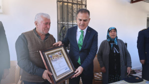 Muğla Valisi Şehit Astsubay’ın Baba ocağını ziyaret etti