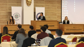  Büyükşehir Belediyesi Gençlik Meclisi’nin İlk Resmi Toplantısı Yapıldı