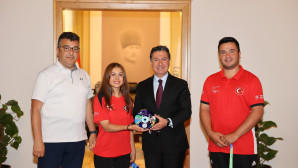 Başarılı Antrenör Ejder Sözen’e Fair Play Takdiri