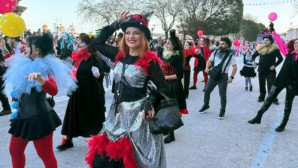 Akdeniz’de kış ortasında çok renkli karnaval…