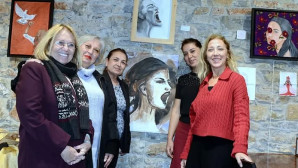 Kadının renkli dünyası kadın ressamların eserleriyle anlatıldı