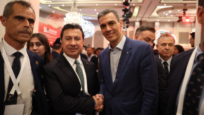 Başkan Aras, Demokrasi Zirvesi İçin Barselona’da