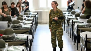 Yunanistan gönüllü  kadın askerleri Batı Trakya’da Türkiye sınırına yığıyor