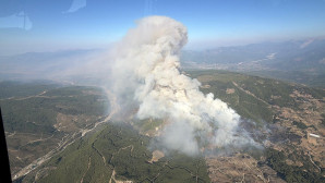 Seydikemer Ormanları yanıyor Hastane ve bazı evler Boşaltıdı