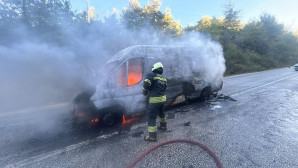 Servis Minibüsü yandı 