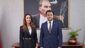 BODRUM BELEDİYE MECLİS ÜYESİ ASUMAN GÜLSOY AK PARTİ’YE KATILDI