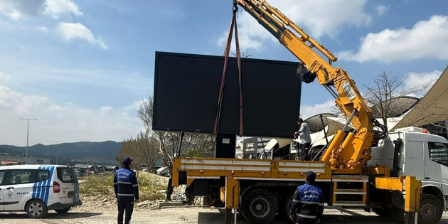 Açık Hava Reklamlarına Sıkı Denetim