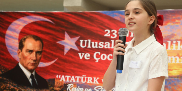 Atatürk ve Çocuk Temalı Şiir ve Resim Yarışması Ödül Töreni