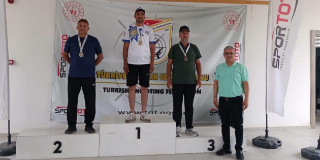 Büyükşehir Sporcularından Çifte Başarı