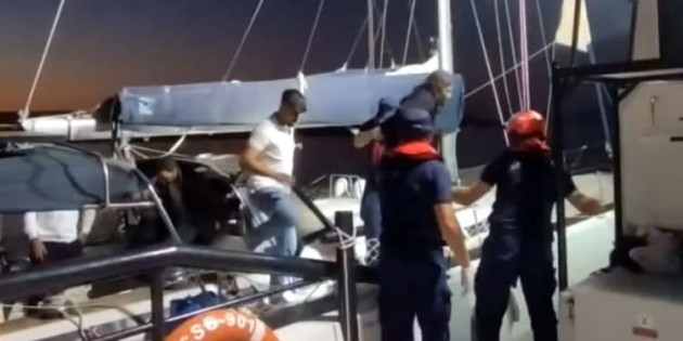 Bodrum açıklarında yelkenli tekneye operasyon