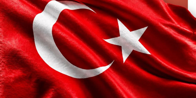 MENTEŞE BELEDİYESİ’NDEN 30 AĞUSTOS’A ÖZEL “HER HANEYE BİR BAYRAK” KAMPANYASI