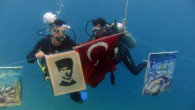 Denizaltında Atatürk’ün Portresini Yaptılar