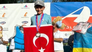 BODRUM’lu 10 yaşındaki Cengiz Eren Güvenç İtalya’da iki altın aldı, ilçenin gururu oldu
